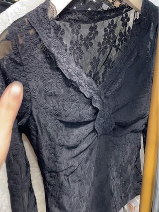 #蕾丝打底衫 #面料柔软舒适 #气质穿搭 #显瘦穿搭