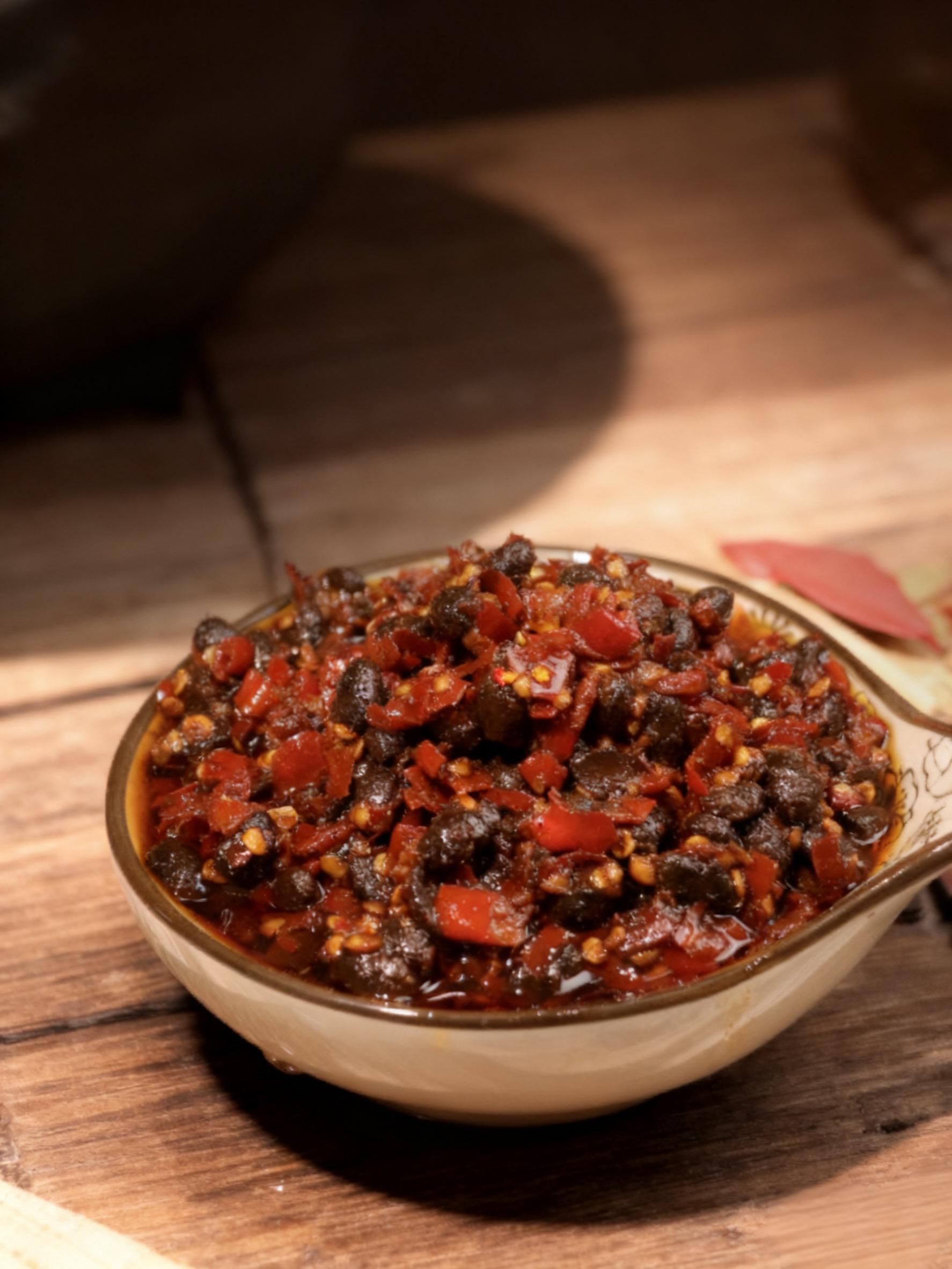 湖南豆豉买回来做炒面做菜吃都好吃。#美食 #下饭菜 #好吃到爆