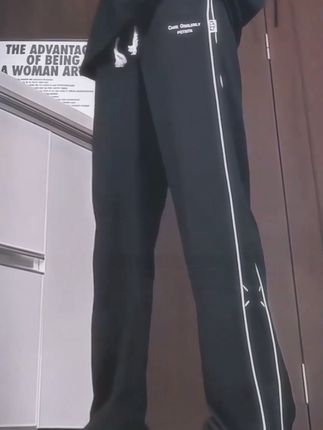 #百搭裤子 #百搭神裤 #显瘦裤子 冰丝速干条纹裤子男夏季户外青少年垂感运动裤弯刀直筒裤#直筒裤 #长裤