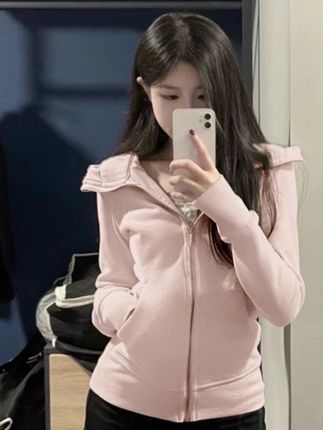 【现货+运费险】lulu卫衣修身连帽上衣女短款2025新款显瘦长袖外套#穿搭穿搭 #穿搭搭配 #辣妹穿搭 #今日穿搭 #慵懒风穿搭