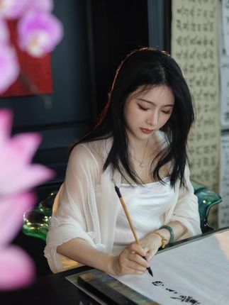 一个人吃苦可以 但俩个人不行,不然以为是苦是对方带来的