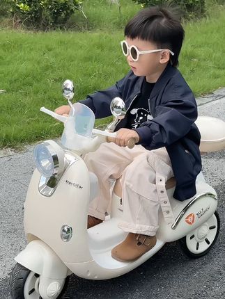 #人类幼崽的出行专用车  #小孩玩具车可坐人  #人类幼崽迷惑行为大赏  #又是被儿子治愈的一天  别人家的小朋友都有的 快来给你家宝贝安排一辆吧