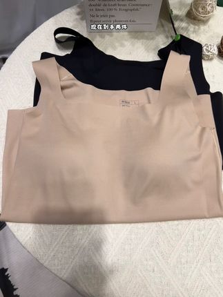 天呐‼️秋冬内搭打底小背心!有棵树大品牌质量就是不一样!一整个软软糯糯的!这个价到手两件赶紧冲#贴身衣物 #打底背心内搭  #打底背心#有棵树 #保暖又好看