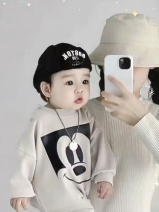 妈妈们赶紧来薅这款长袖连体哈衣,卡通图案超可爱,衣服整体宽宽松松,胖瘦宝宝都能穿!面料柔软亲肤,宝宝穿着很舒适!秋季单穿,冬季打底穿都很合适。关价格还不贵,妈妈们赶紧安排!#面料柔软舒适 #高品质童装#婴幼儿服饰 #连体衣#春款上新