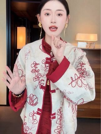 #新中式外套 #国风外套 #新中式穿搭 #国风古韵 #国风服饰