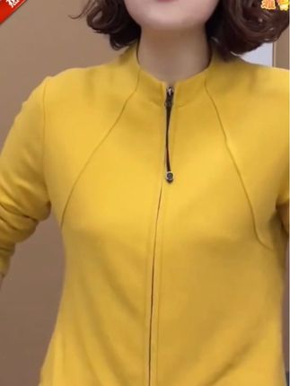 #高级感穿搭 #谁穿谁漂亮 #拉链开衫#卫衣上衣#藏肉显瘦穿搭 百搭款