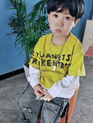 你不给孩子穿这个风格的套装,永远不知道他穿起来有多帅#穿搭#谁穿谁好看 #面料柔软舒适 #我的男孩 #童装