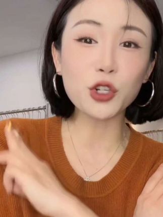 #气质#百搭上衣 #收腰圆领短袖针织衫春女装高级感气质内搭毛衣半袖短款