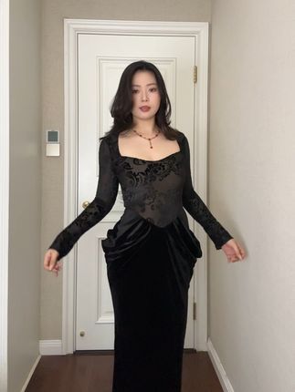 自带修胯,梨形身材更好看!!!#今天穿什么 #黑色系穿搭 #微胖穿搭 #梨形身材 #显瘦穿搭