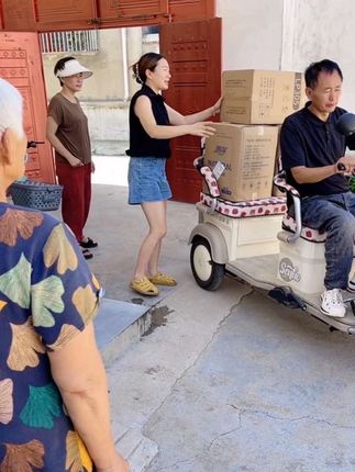 视频同款挂饰抽纸29块9拍下到手12大提,家家户户的消耗品,需要的朋友们拍去吧!