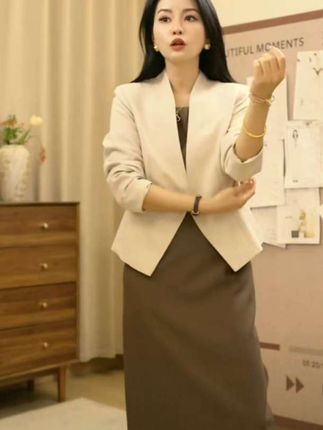 #高级感穿搭 #气质女神范儿 #强烈推荐 #小西装外套 #无袖连衣裙