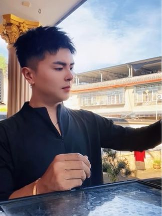 太养眼了,都舍不得在上面加字了@小云儿【128】💫 @盛小帅 #养眼小姐姐 #养眼小哥哥