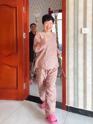 不需要套被子的牛奶绒被子,换季冲销量价格实惠,姐妹们赶紧抢购吧#双面绒被子 #经济实惠价格不贵