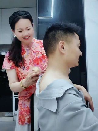 家里备着很方便,拍三瓶更划算#透骨膏 #郭老头透骨膏