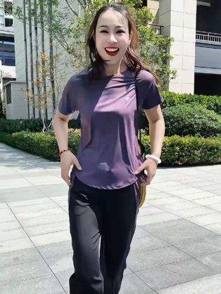 2025夏季新款专业跑步宽松运动套装女士晨跑服速干透气健身服#休闲百搭 #面料舒适透气 #显瘦遮肉 #春秋穿搭 #时尚套装