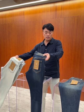 不易变形/不易出皱的针织牛仔/可以健身穿的牛仔裤 # 秋季牛仔裤