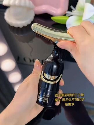 美容仪就要用这种三头的,不同部位用不同的头,脸部眼部颈部提拉紧致到位,很方便#美容仪 #提拉紧致 #电动美容仪 #美容导入仪 #好物推荐🔥