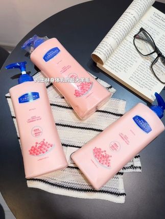 秋冬一掀裤子皮屑满天飞的,这个身体乳的大羊毛你一定要薅!关键才这价!真的怎么用都不会心疼!留香时间久,香味还超好闻!#凡士林身体乳 #身体乳 #秋冬润肤 #超便宜超划算 #好东西一起分享