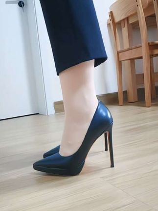 #每日分享 #尖头高跟鞋 #优雅气质 #时尚高跟鞋 #高跟鞋