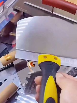 不锈钢弧形上料铲#五金工具 #装修工具 #瓦工工具 #托灰板油灰刀