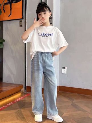 女童短袖套装夏装新款中学生牛仔裤,儿童洋气夏季薄款裤子两件套#女童短袖牛仔套装#百搭上衣 #百搭裤子 #显高显瘦显腿长