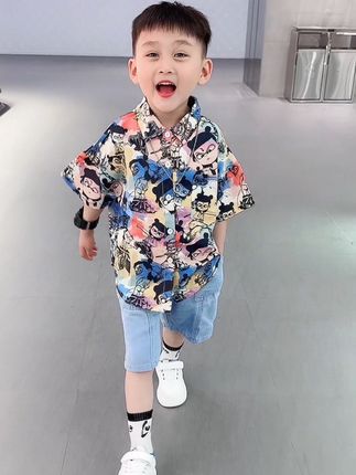 天热了,提前给儿子准备几套短袖套装,时尚洋气,痞帅痞帅的,面料柔软舒适,吸汗透气#夏款上新 #潮童必备 #萌娃穿搭 #高品质童装
