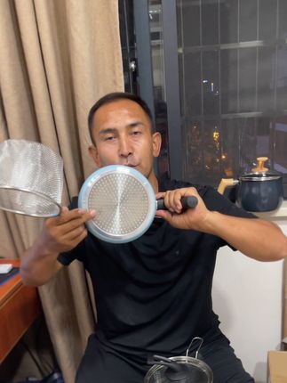 奶锅 15cm口径2.5L一锅多用大金图层滤网奶锅汤锅油炸锅