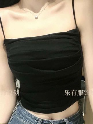 2025春夏新款吊带背心女秋冬款内搭美背带胸垫一体遮副乳打底修身#甜美穿搭 #女神穿搭 #好身材好气质 #优雅气质 #夏季穿搭