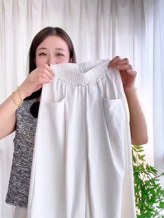 啊啊啊!这也太舒服太凉快了吧,品质也是超好的!超洋气,关键价格还不贵!家有女儿的,闭眼冲!#显高显瘦显腿长#源头实力厂家 #显瘦穿搭#夏季新款#超便宜超划算