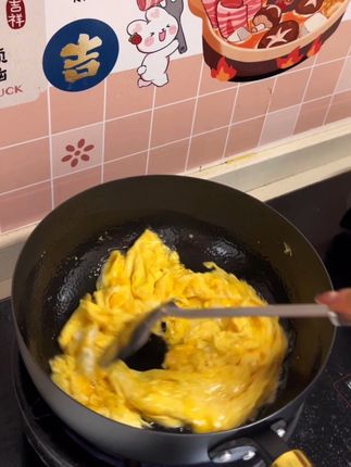 蛋黄更大更红更紧实,打出来和普通鸡蛋放一起,区别真的很明显!关键巨巨巨香!!#鸡蛋 #土鸡蛋 #可生食鸡蛋