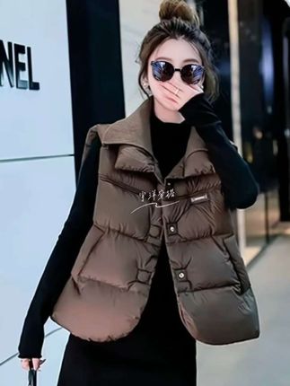 《欧洲站》假两件·精致翻领·高端百搭宽松美拉德棉马甲女外套#马甲 #无限回购的宝藏单品 #百搭马甲 #早秋贵气感穿搭 #小个子显瘦穿搭