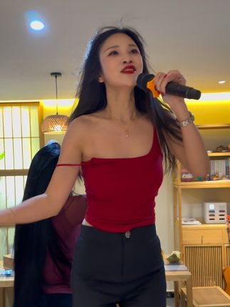 你吃饭了嘛 看看我是不是你的菜 @👑刘大美人👑 @@欧姐姐 @ce欣 #今生最爱dj #真人真唱 #搞笑视频 #姐妹局 #闺蜜在一起的样子