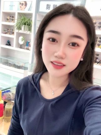 你是我今生最美的遇见...无论晴天或雨天,只想爱你每一天,余生和你肩并肩到永远…#音乐分享 #抖音热歌#伤感音乐#情感共鸣