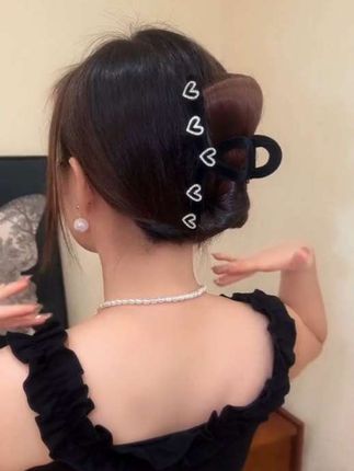 三秒快速出门简单漂亮气质盘头发#工具选对漂亮翻倍#美出高级感 #