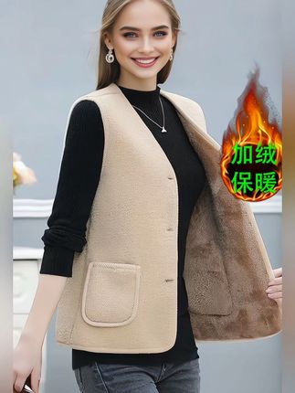 #羊羔绒马甲#内穿外搭都好看 #春秋穿搭 #外套穿搭 #保暖马甲