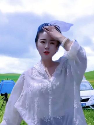 走出家门,拥抱自然,户外活动是心灵的一次远行。@DOU+小助手