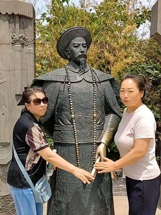 #钻石币充值 #历史古迹 #宣传正能量 #雕塑艺术 #山海关 @玲萱爱运动
