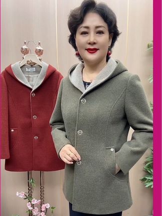 @丽丽大码衣舍直播号 #中老年女装 #时尚穿搭 #面料柔软舒适 #每日穿搭分享 #洋气减龄