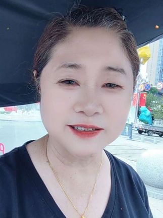 为了你,我跑了几里路取壶水。