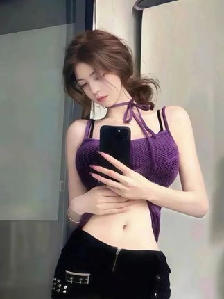 “闺蜜,这是我为你找的完美男友!”#芊芊龍版是想你的声音啊 #是想你的声音啊又又又杀回来了#搞笑 #抽象 #钟渔变速
