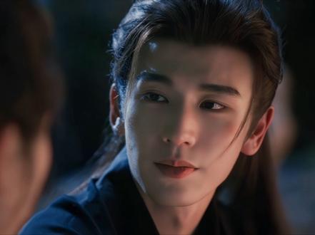 两人终于和好啦!#逐玉 #张凌赫 #田曦薇