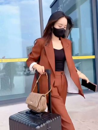 小西装套装女秋韩版新款时尚洋气小个子职业阔腿裤两件套 #减龄显瘦穿搭 #春秋穿搭 #穿出自信穿出美丽 #显高显瘦显腿长 #显高显瘦穿搭