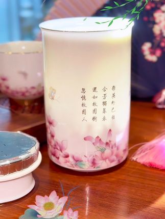 🔥 茶叶救星来了!负氧离子罐,锁鲜防潮绝绝子!#好物推荐🔥 #茶叶罐 #负氧离子 #保鲜 #羊脂玉瓷
