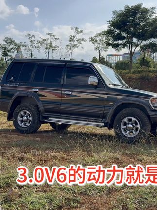整备后的底盘测试,在这种颠簸场地游刃有余 #猎豹黑金刚