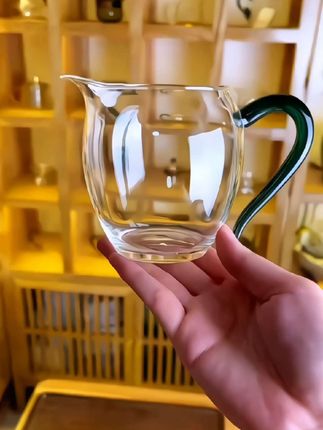 #上热门 企鹅公道杯,功夫茶具配件,茶海分茶器茶漏加厚玻璃耐热透明泡茶壶#公道杯#分茶器#茶漏#器物之美@DOU+上热门 @DOU+小助手