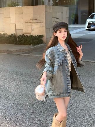 #今日穿搭 #女装 #街头风穿搭 #牛仔穿搭 #秋季牛仔外套
