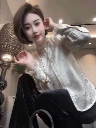 【有运费险】时尚浮光衬衫上衣女2025秋季新款新中式丝绒马甲两件套#好物推荐🔥 #穿搭 #高级感穿搭 #早秋就这样穿 #谁穿谁好看