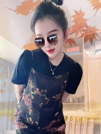 #时尚女装穿搭 @DOU+小助手