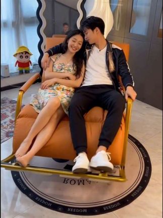 自从有了这个100多一点的折叠摇摇椅我可以在阳台待一天,而且它还带按摩还可以躺平睡觉#摇摇椅 #休闲椅 #懒人沙发