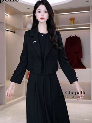 #秋季新款#气质连衣裙套装#高品质女装#精致优雅#谁穿谁好看